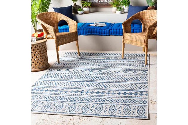 Surya Eagean 5'3" x 7'7" Area Rug